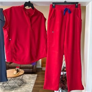 Figs Scrub Set- Winning Red